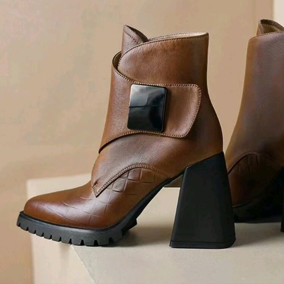 Autumn/Winter Thick Heel Platform Lace-Up Boots,Retro British Style Pointed Toe - Picture 1 of 7